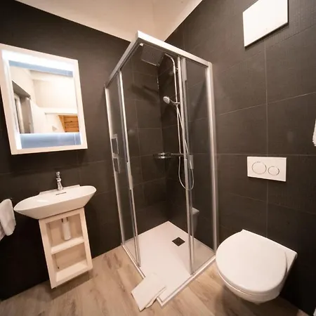 Hotel De La Concorde - Self Check-in Vallorbe