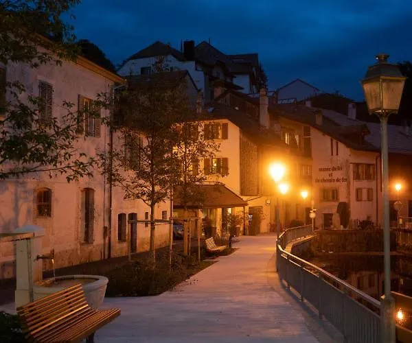 De La Concorde - Self Check-in Hotel *